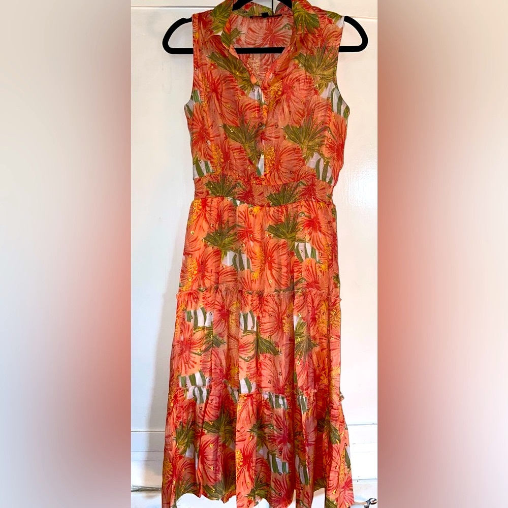Pink Pleated Midi Sundress with V-Neck for Resort Wear